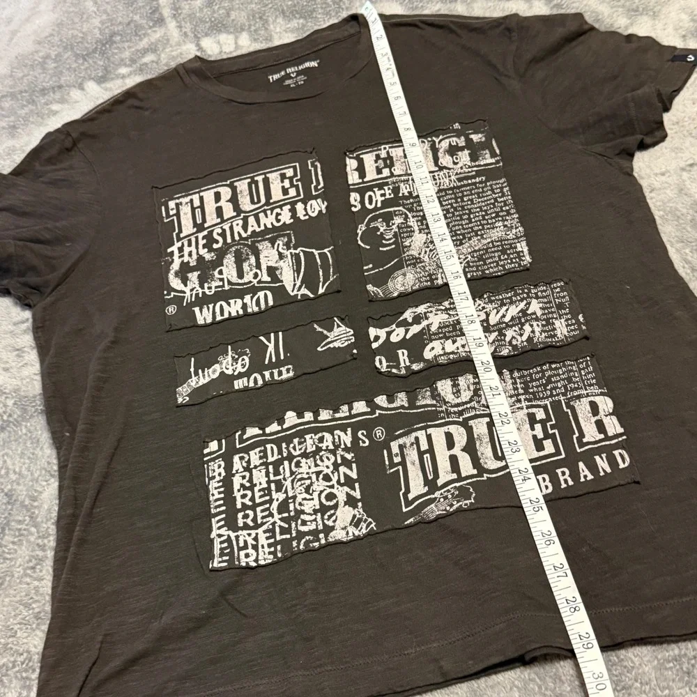 True Religion Men XL Graphic Print Cut‎ Up Buddha Tee Shirt Charcoal Gray